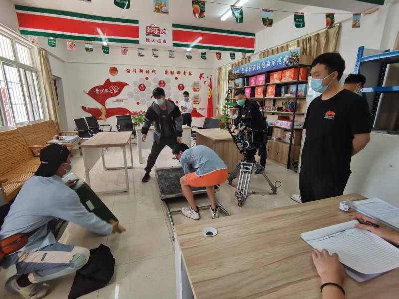 追星女孩心理学分析报告：连山广告片拍摄公司揭秘饭圈应援式传播逻辑